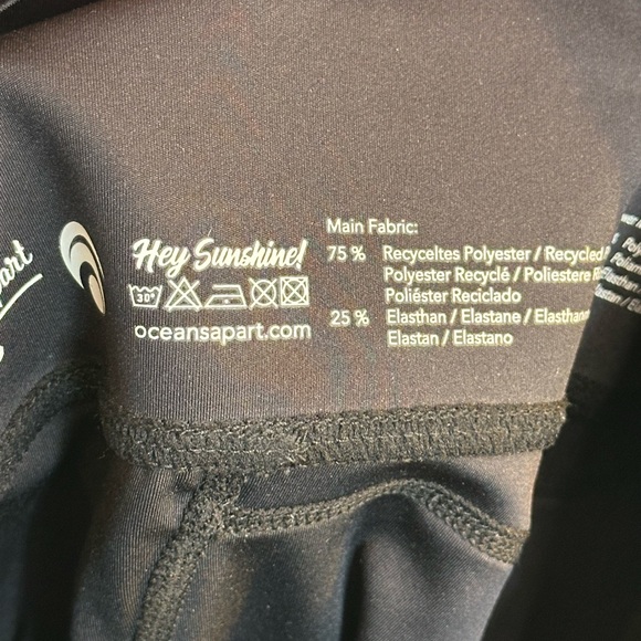 Oceans Apart Spell Out Mesh Design Hi- Waisted Compression Athletic Leggings, S - Picture 4 of 11